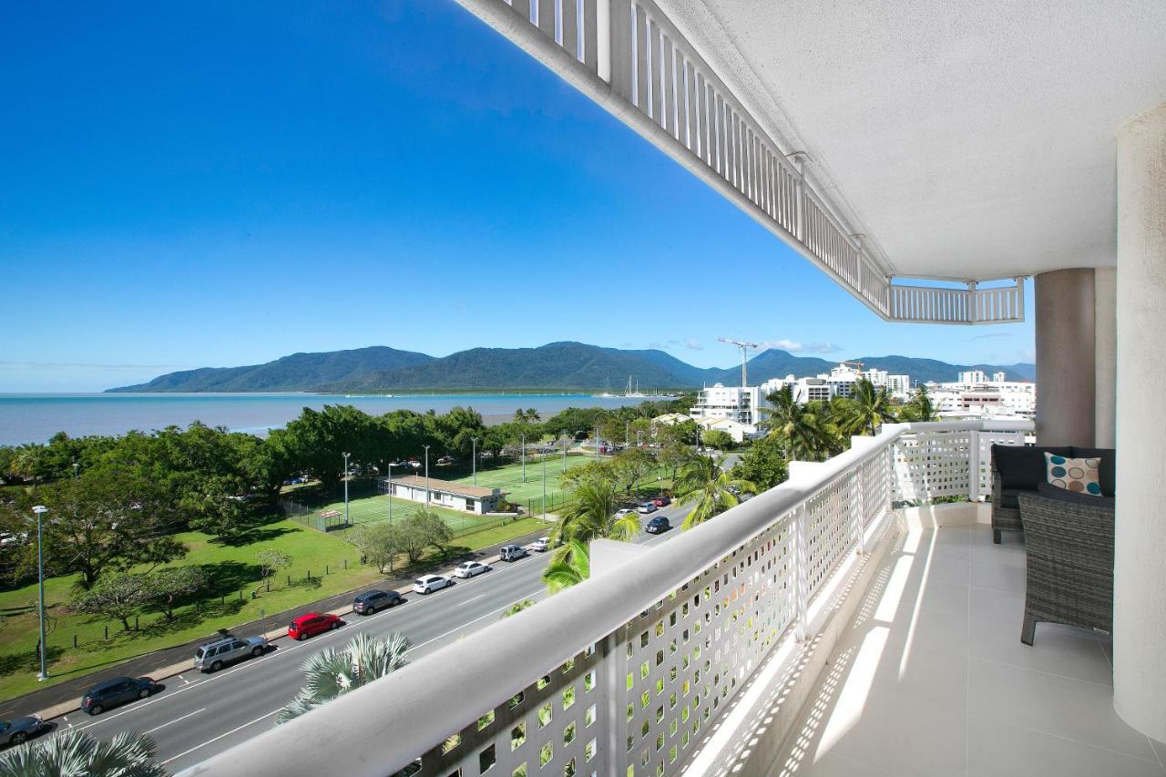 Cairns Luxury Seafront Apartment المظهر الخارجي الصورة